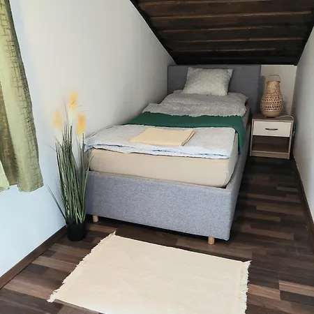 Apartamento Panoráma Pelsó *